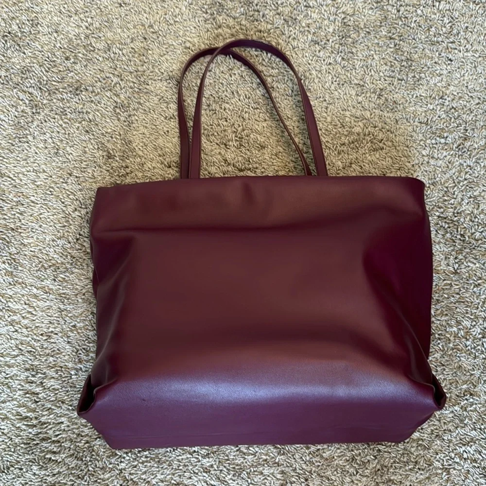 Maroon laptop bag target a new day with insert